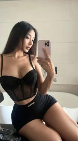 Julia Mischief l'incanto di una notte indimenticabile insieme