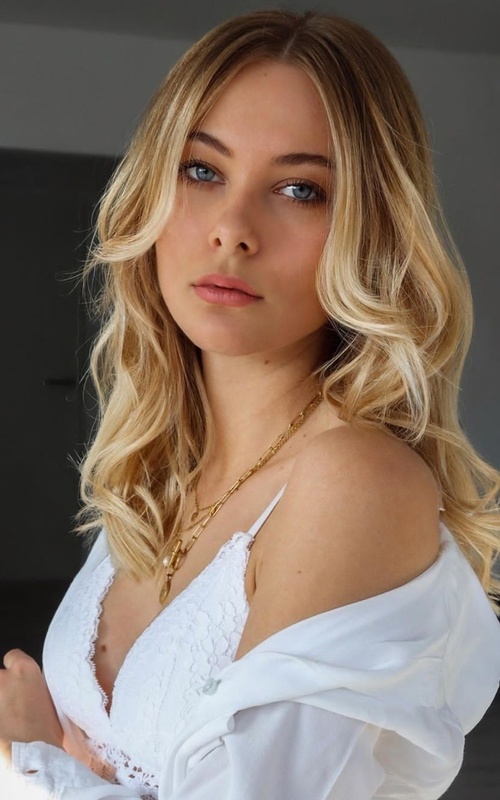 Clara Encierro La tua passione in un sogno